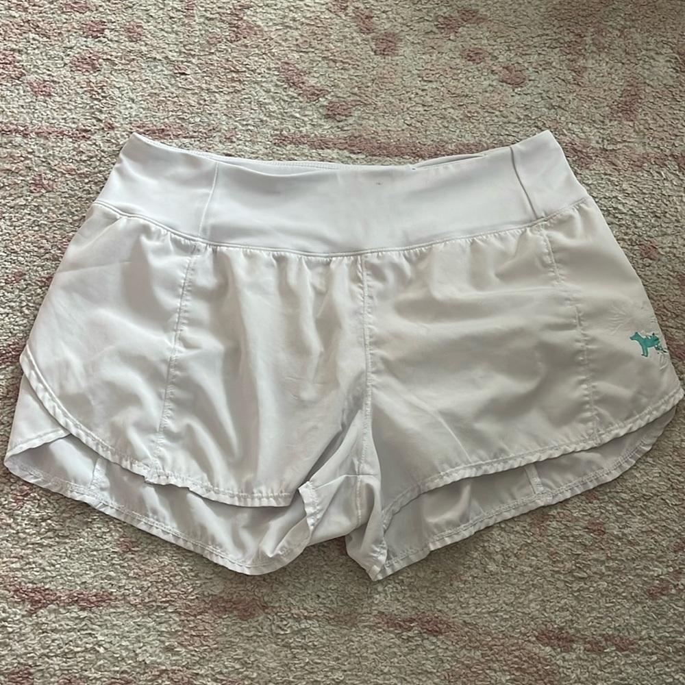 White Wild South Shorts 4” Inseem